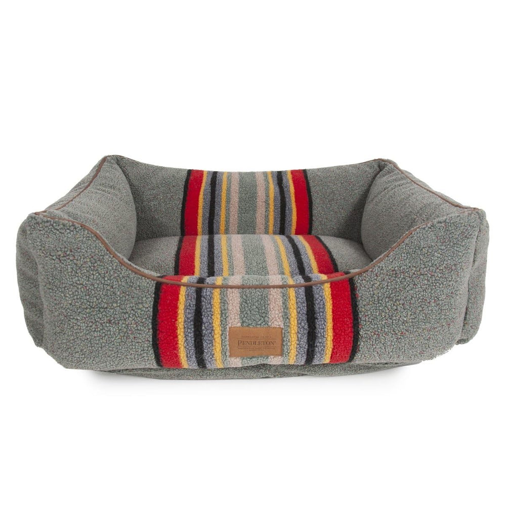 Pendleton Vintage Camp Berber Kuddler Dog Bed
