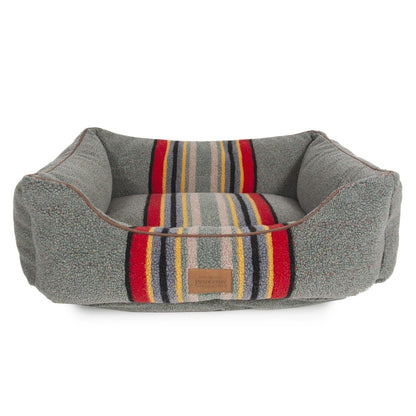 Pendleton Vintage Camp Berber Kuddler Dog Bed