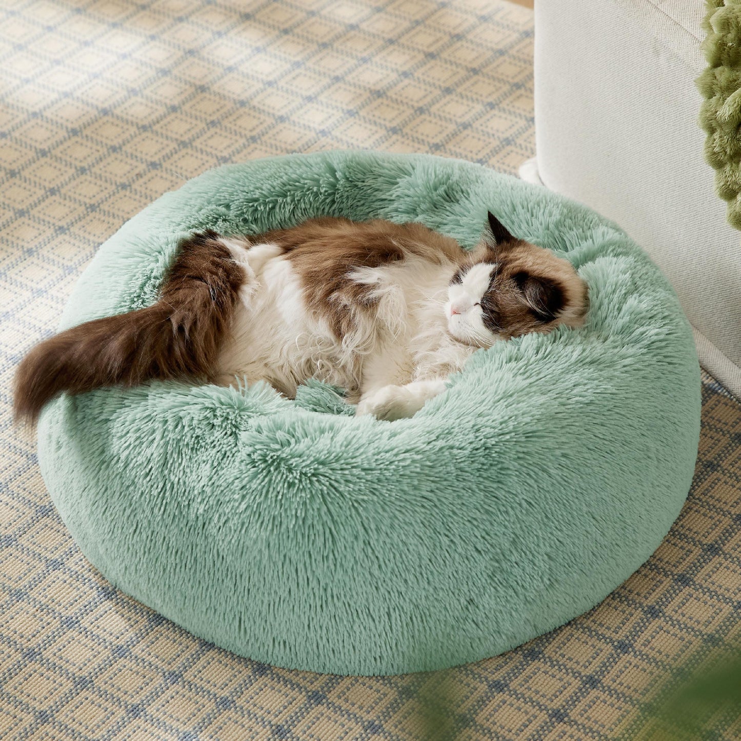 Calming Donut Dog Bed Faux Fur Anti Slip Washable